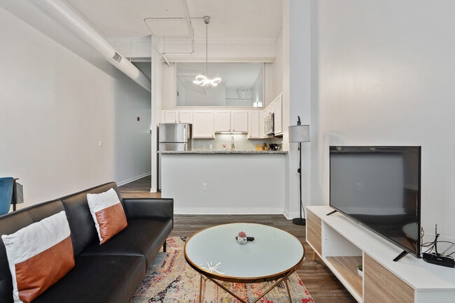 Photo - 50 N Illinois St Unit ID1035270P