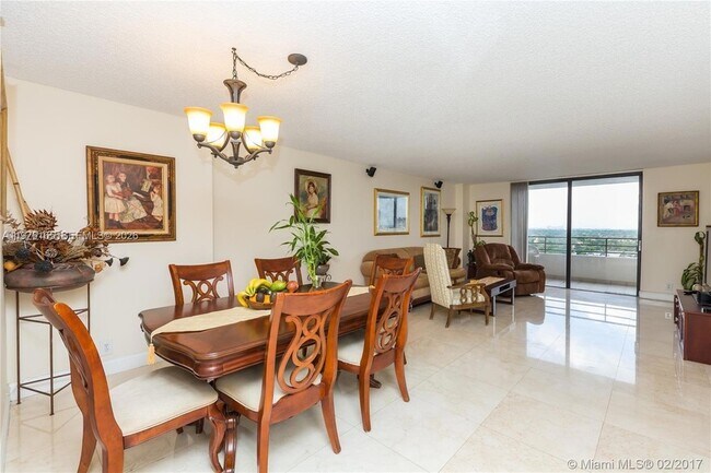Photo - 2500 Parkview Dr Unit 1207