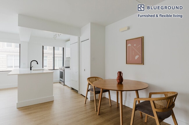 Photo - 160 W 24 St Unit FL3-ID1652