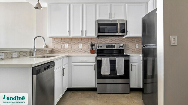 Photo - 2021 10th Ave S Unit 719.1402916