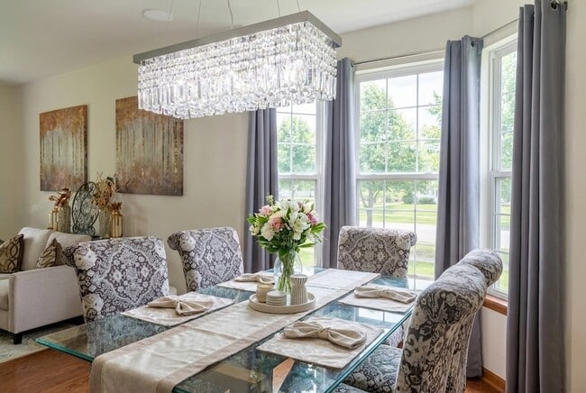 Photo - 14615 Colonial Pkwy