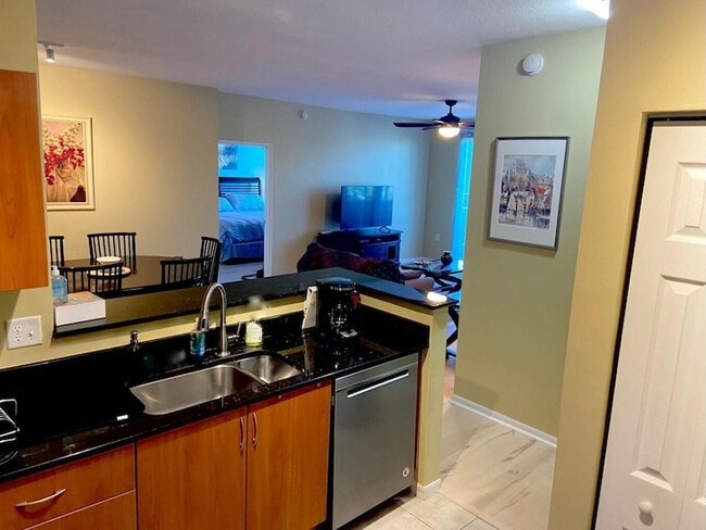 Photo - 802 W Windward Way Unit 203