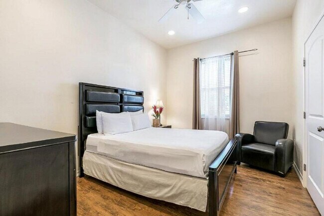 Photo - 1823 Carondelet St Unit SI ID1269244P
