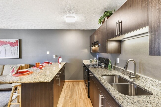 Photo - Bolton Estates Apartments