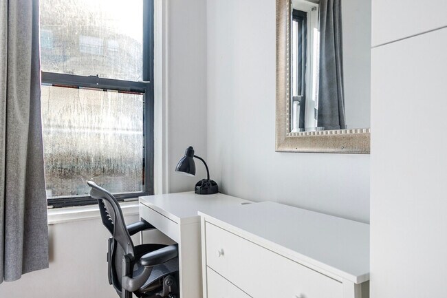 Photo - 318 E 80th St Unit SI ID1032025P