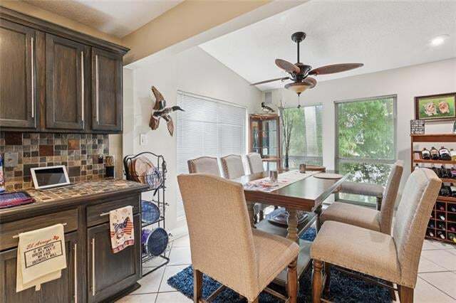 Photo - 110 Southern Star Pl