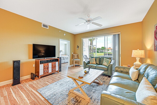 Photo - 3973 Bishopwood Ct E Unit SI ID1546214P