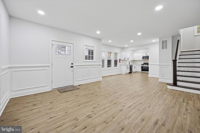 Photo - 229 New Jersey Ave