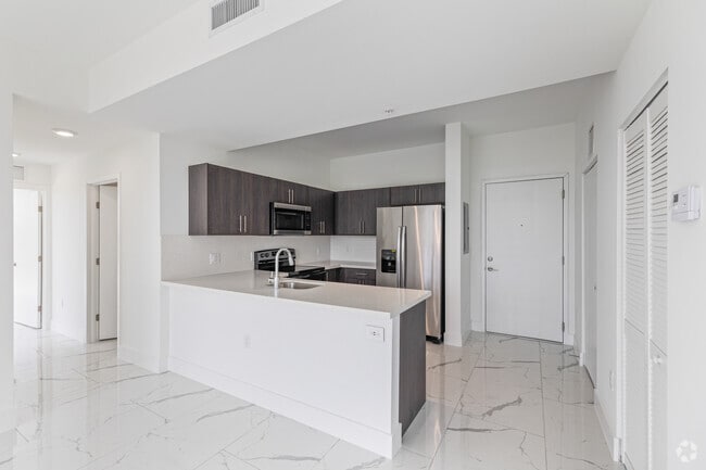 3BR, 3BA - Springs Town Center