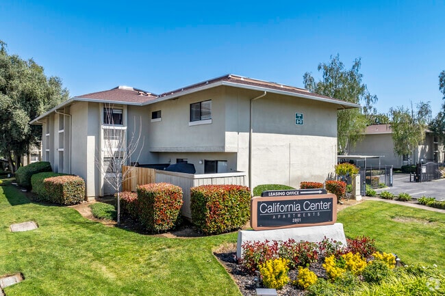 Signage Entrance - California Center Apartments