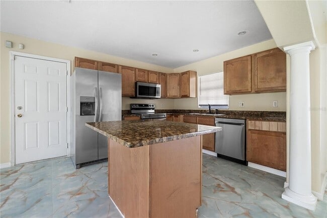 Photo - 8517 Renald Blvd