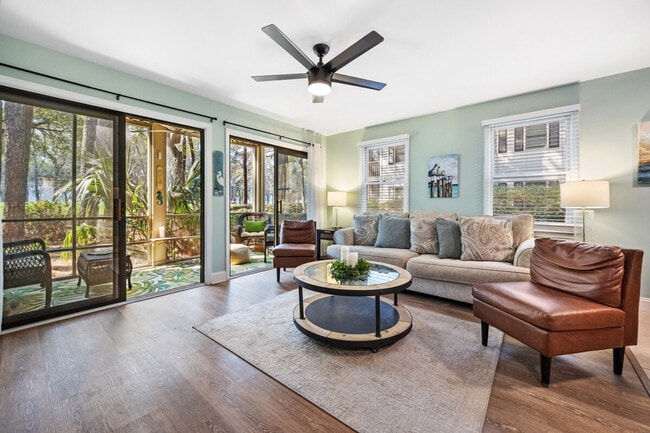 Photo - 141 Weehawka Way Unit ID1253433P