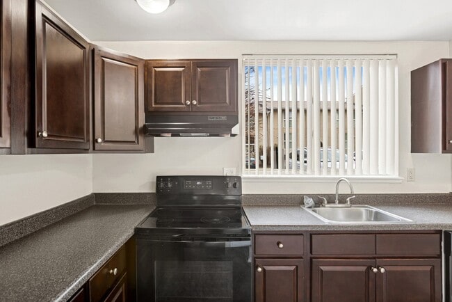 Photo - Maplewood Villas