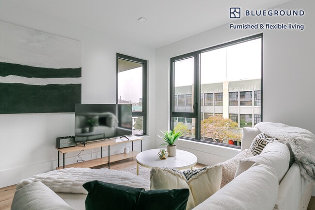 Photo - 1288 Howard St Unit SI FL4-ID2123