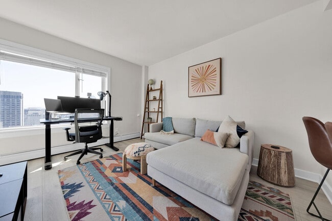 Photo - 899 Pine St Unit FL18-ID1054437P