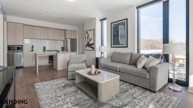 Photo - 1320 4th St NE Unit 301
