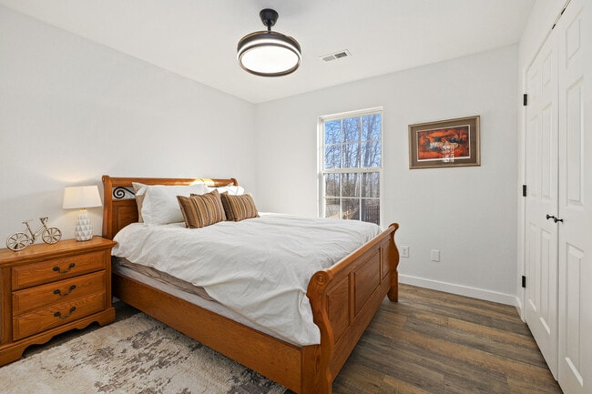 Photo - 13 Orleton Ln Unit ID1221943P