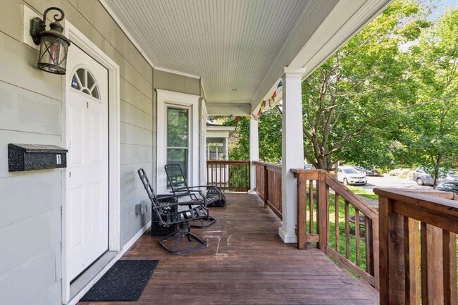 Photo - 3023 Dupont Ave S