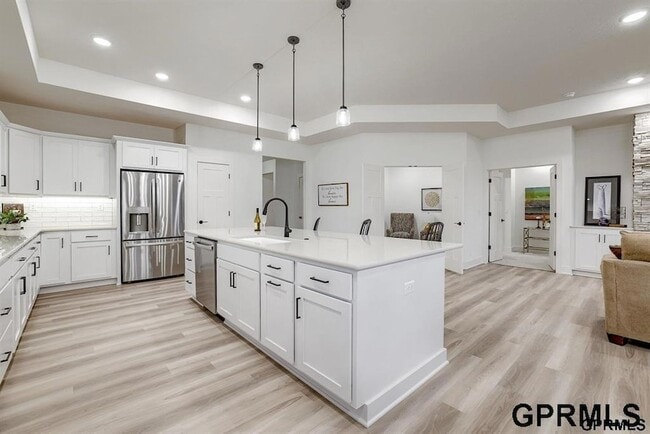 Photo - 10209 S 180th Ave