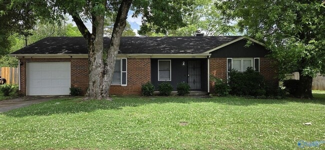 Photo - 6000 NW Cherokee Hls Dr