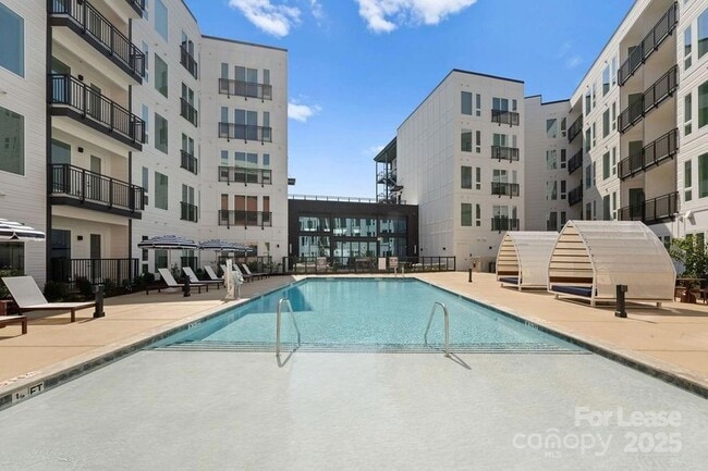 Building Photo - 4101 Raleigh St Unit A2