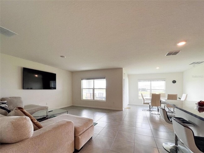 Photo - 10634 Chippewa Dr