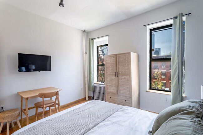 Photo - 538 9th Ave Unit ID1323939P