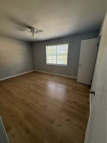 Photo - Colonial Square