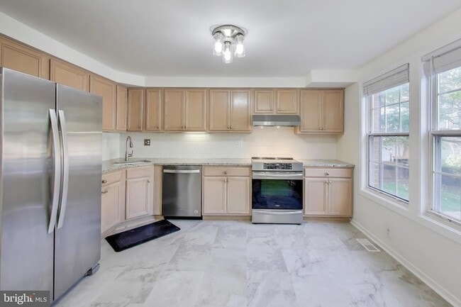 Photo - 8932 Barrowgate Ct