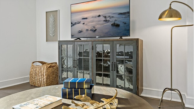 Photo - 1845 9th St NW Unit ID1395398P