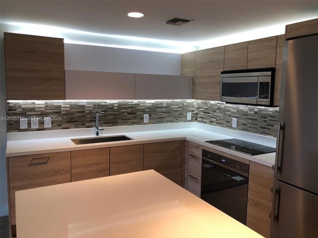 Photo - 16385 Biscayne Blvd Unit 519