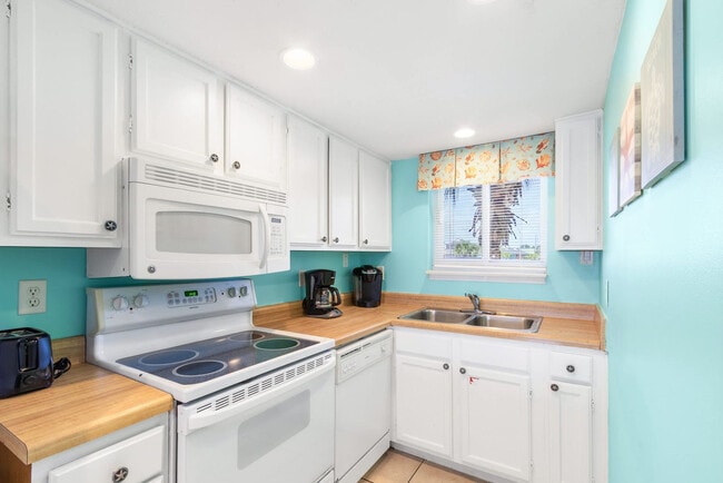 Photo - 615 W Beach Blvd Unit SI ID1541222P