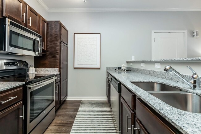 Photo - Monarch Apartments