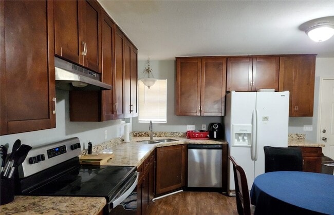 Photo - 25032 Thrushwood Ln