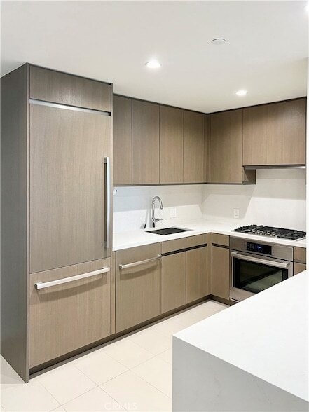 Building Photo - 889 Francisco St Unit 2901