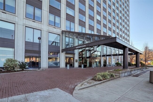 Photo - 320 Fort Duquesne Blvd Unit 8M