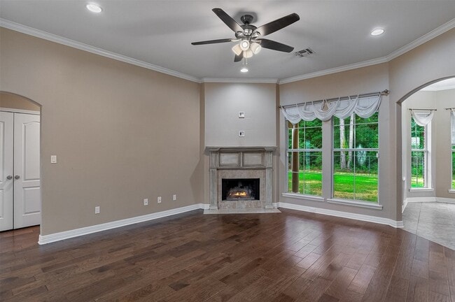 Photo - 133 Lone Oak Dr