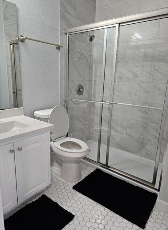 Photo - 909 W 23rd St Unit SI ID1318655P