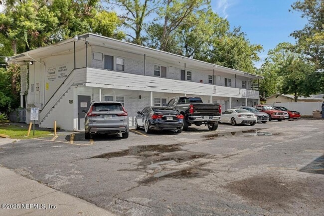 Building Photo - 2150 Inwood Terrace Unit 7-0