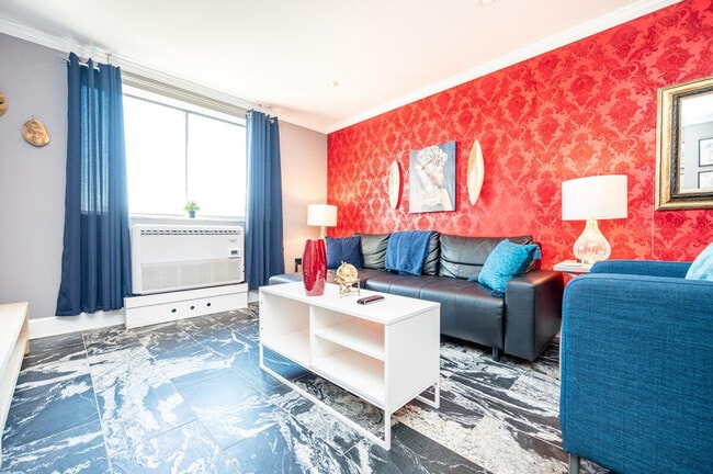 Building Photo - 215 Piedmont Ave NE Unit ID1299410P