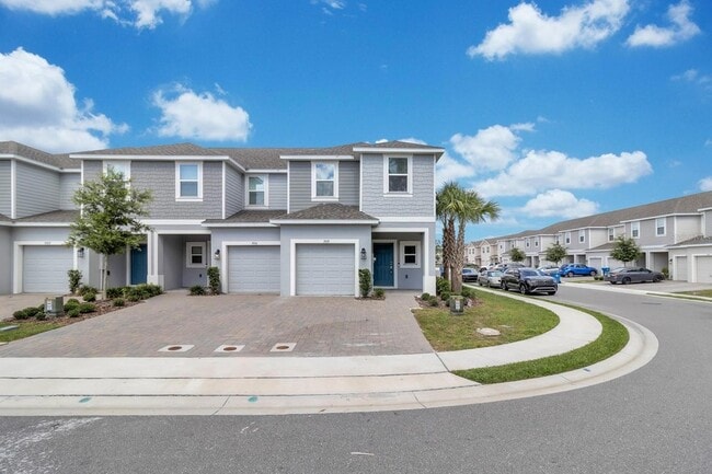 Photo - 3010 Canary Ave