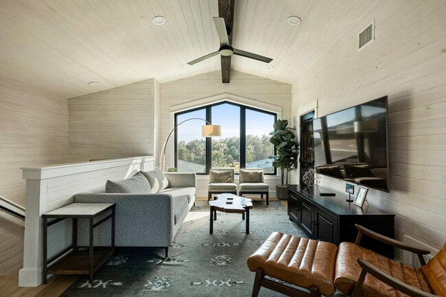 Photo - 19212 Lost Tree Unit ID1293852P