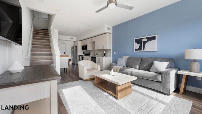 Building Photo - 6525 Ed Bluestein Blvd Unit 4206
