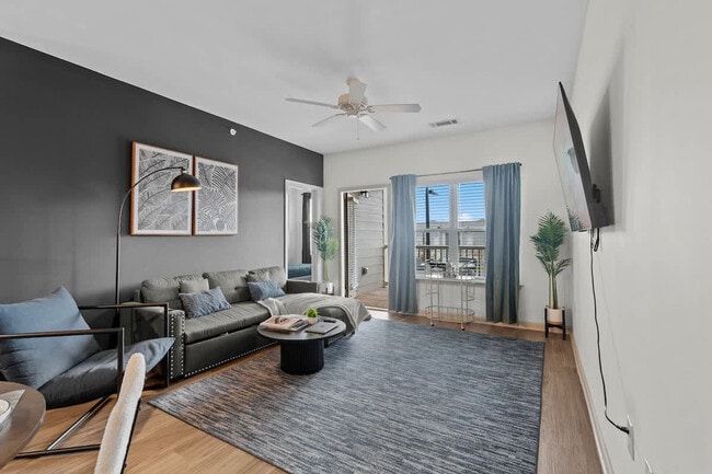 Building Photo - 16031 Elizabeth Joyce Dr Unit SI ID1466111P