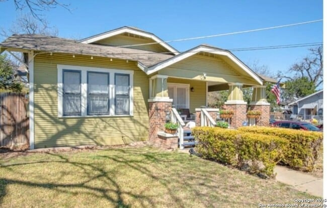 Photo - 123 Dilworth St