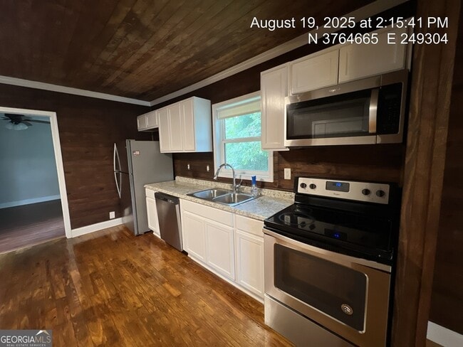 Photo - 186 Georgia Ave Unit B