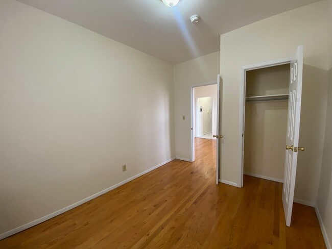Photo - 45-47 Newkirk St