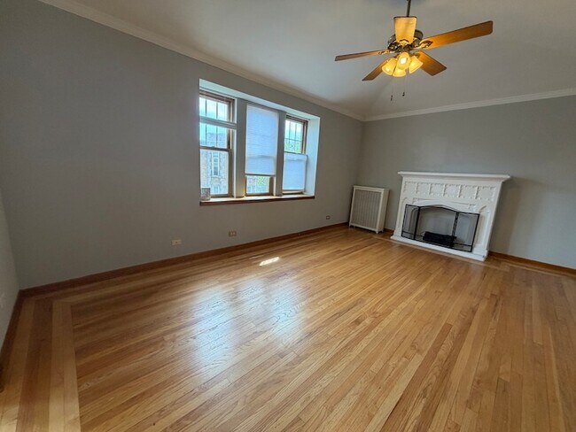 Photo - 10913 S Longwood Dr Unit 3