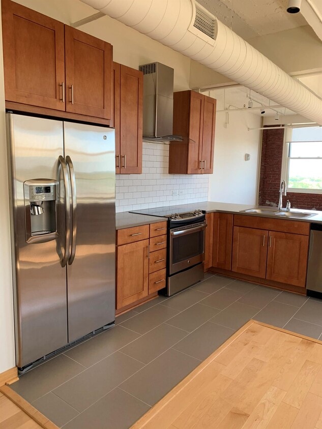 Floor Plan - 1BR/1BA 980