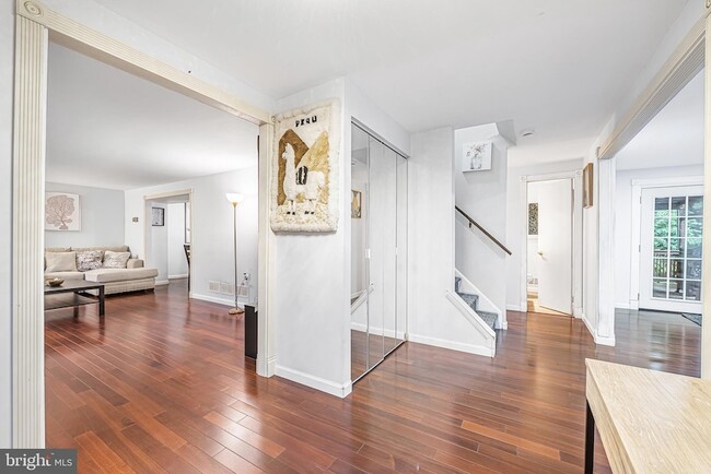 Photo - 25921 Largo Ct